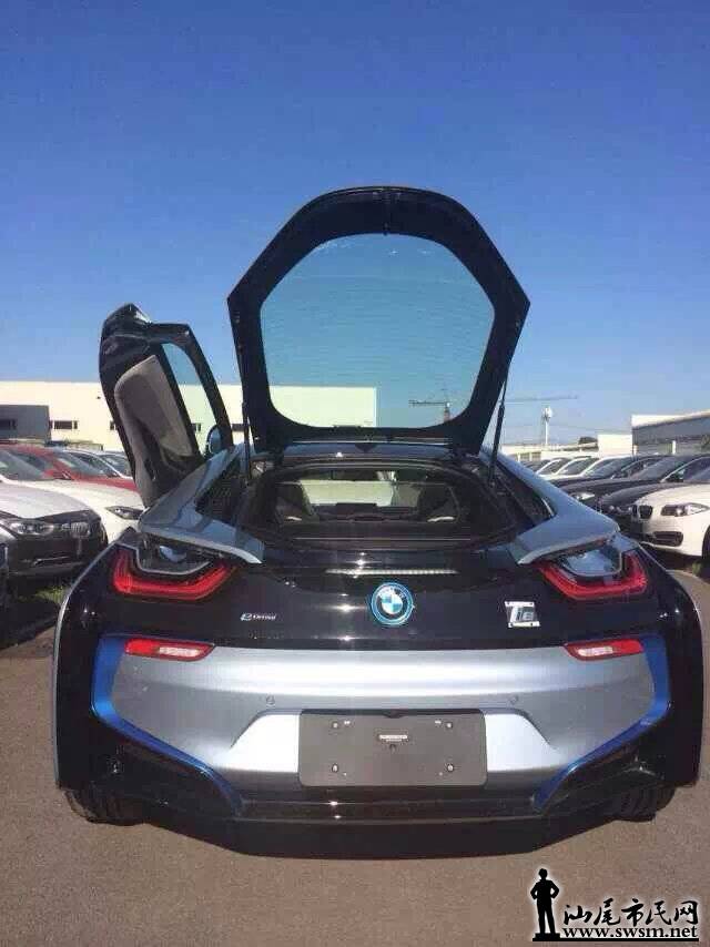 i8