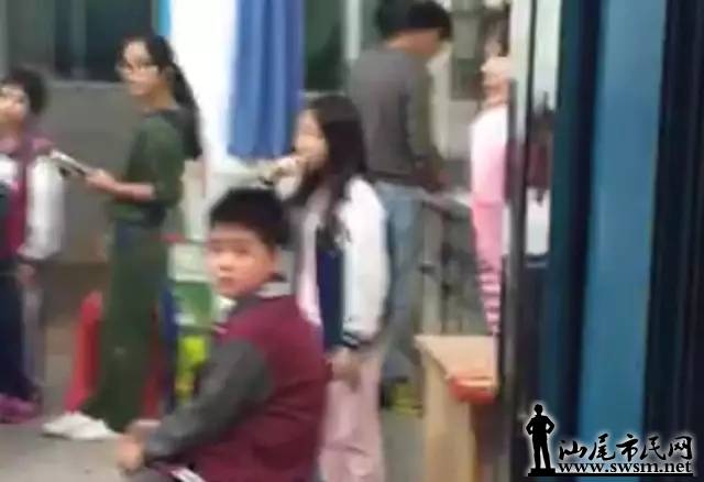 汕尾技巧网-关于德成中英文作文学生拉肚子的作文市民高中——学校语文满分图片