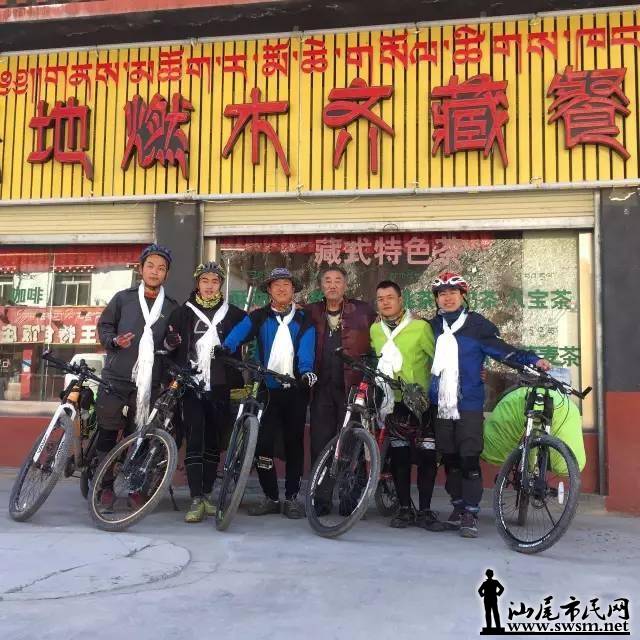 28266385b1b467c1b96d36d632586d6ax640x640x80.jpeg