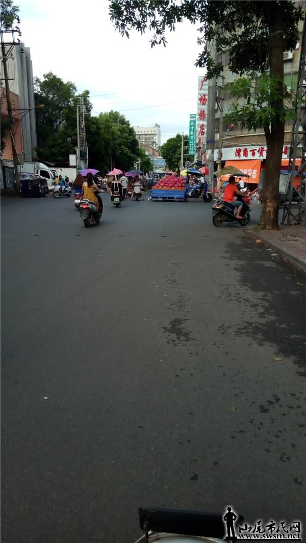 P70810-171346.jpg