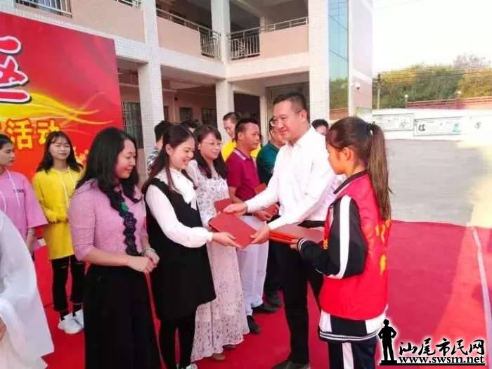 848a0b96300a3d66f7ef701957782bb1x720x540x42.webp;,3,jpegx;3,700x.jpg