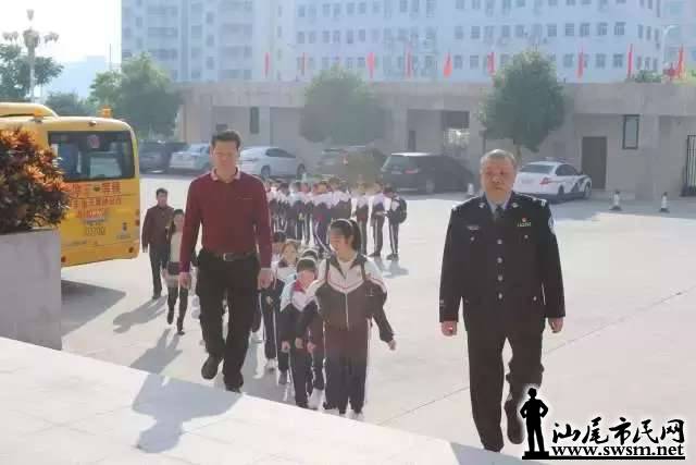 ef6029f8f6dc6d236e6ec81e6b822c72x640x427x19.webp;,3,jpegx;3,700x.jpg