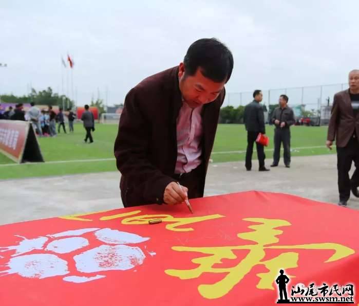 7c0932212e16473767c1e585d564e774x1080x919x43.webp;,3,jpegx;3,700x.jpg