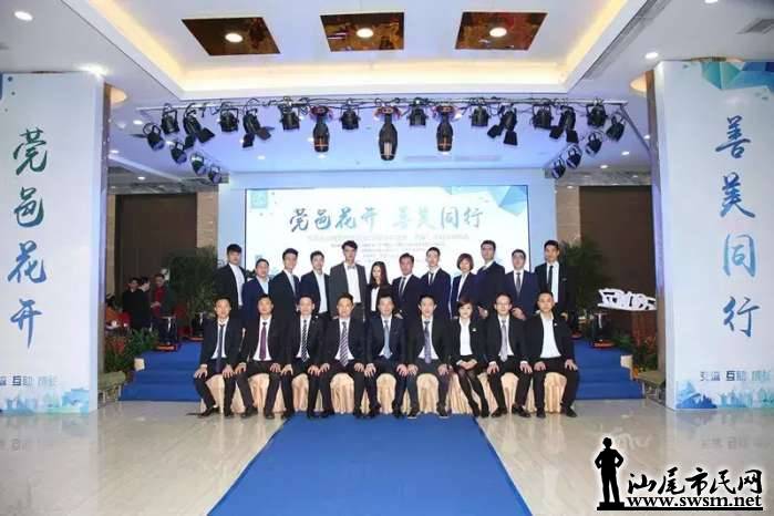 e72231882936599eb317d90b33afb5f7x800x533x52.webp;,3,jpegx;3,700x.jpg