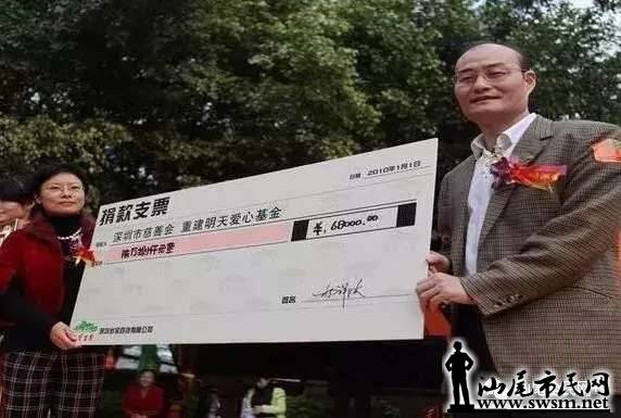 f5b01976657570725c81263b5cf50e08x572x385x35.webp;,3,jpegx;3,700x.jpg
