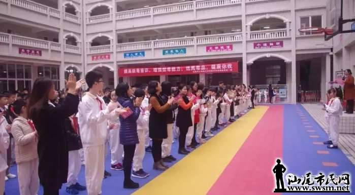 2fba42887f405f2c2b8a24045e47b12dx1079x594x66.webp;,3,jpegx;3,700x.jpg