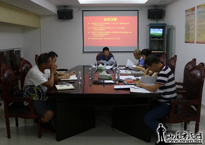 0561be3bc14a440aaac3cfc2016da53e.jpg