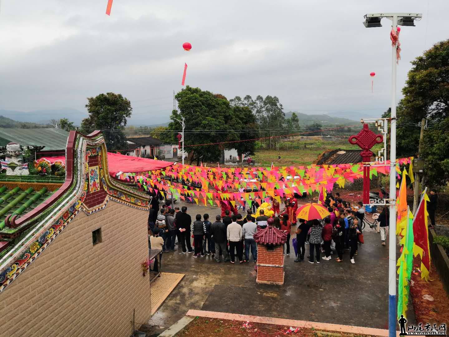 汕尾市民网-海丰县黄羌各地金狮闹元宵