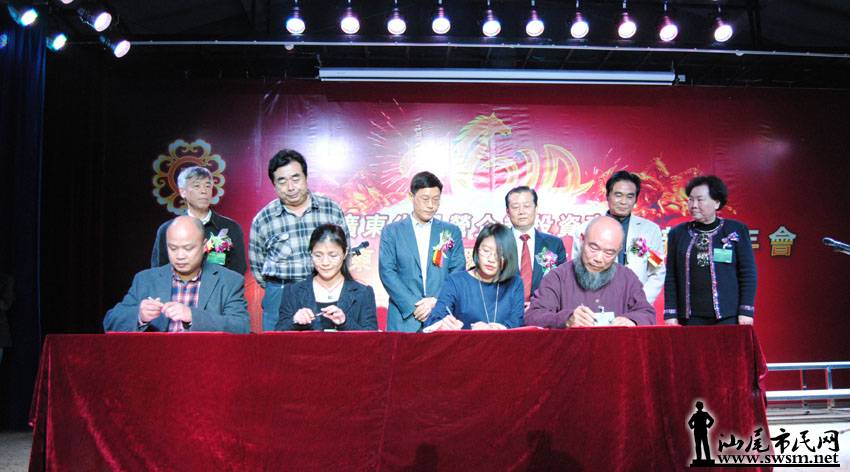 ʡ̻ں캣԰ᣬŨŨĺ½Ļ׷