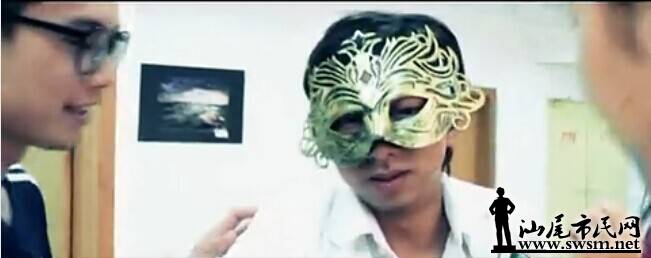 ��β�ˡ���ң��ִ������ý���Ӱ����Ů�Ƽ�֮�������¸�ĸ�ġ�����Ƭ��