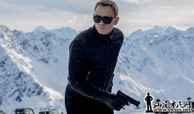 《007:幽灵党》曝新剧照 莫妮卡·贝鲁奇现身