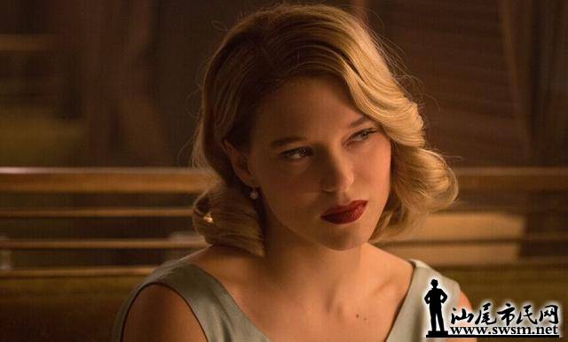 《007:幽灵党》曝新剧照 莫妮卡·贝鲁奇现身